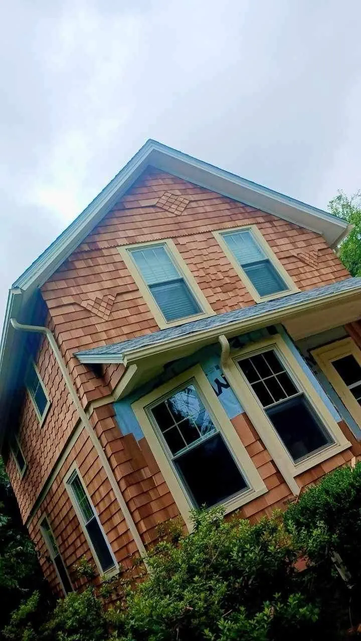 Siding replacement in progress in Rhode Island
